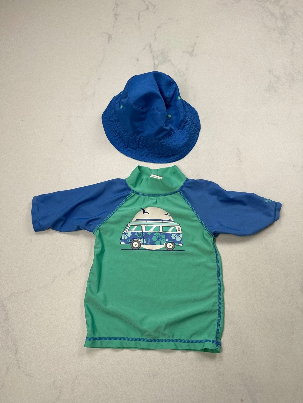 UVSkinz Van Rashguard & Sunhat Green Blue Modern Resort - Boys 5